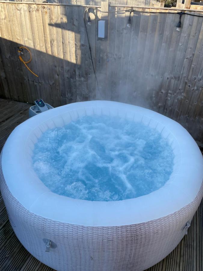 O Dan Y Coed Luxury Yurt With Hot Tub Hotel Chwilog Exterior foto